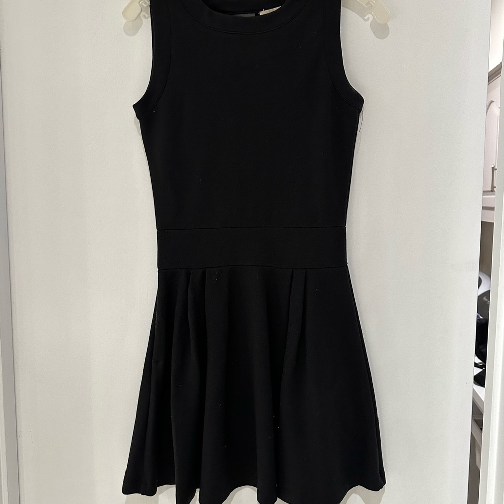 Classic Black Sleeveless Kids Dress